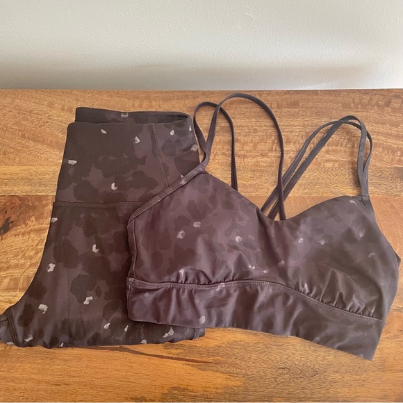 NWOT Sz M set 2 sports bra and workout leggings leopard print - Picture 3 of 7